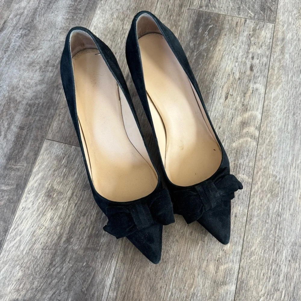 Ivanka Trump Suede Pointy Toe Bow Detail Elegant Black Pumps - Picture 6 of 7
